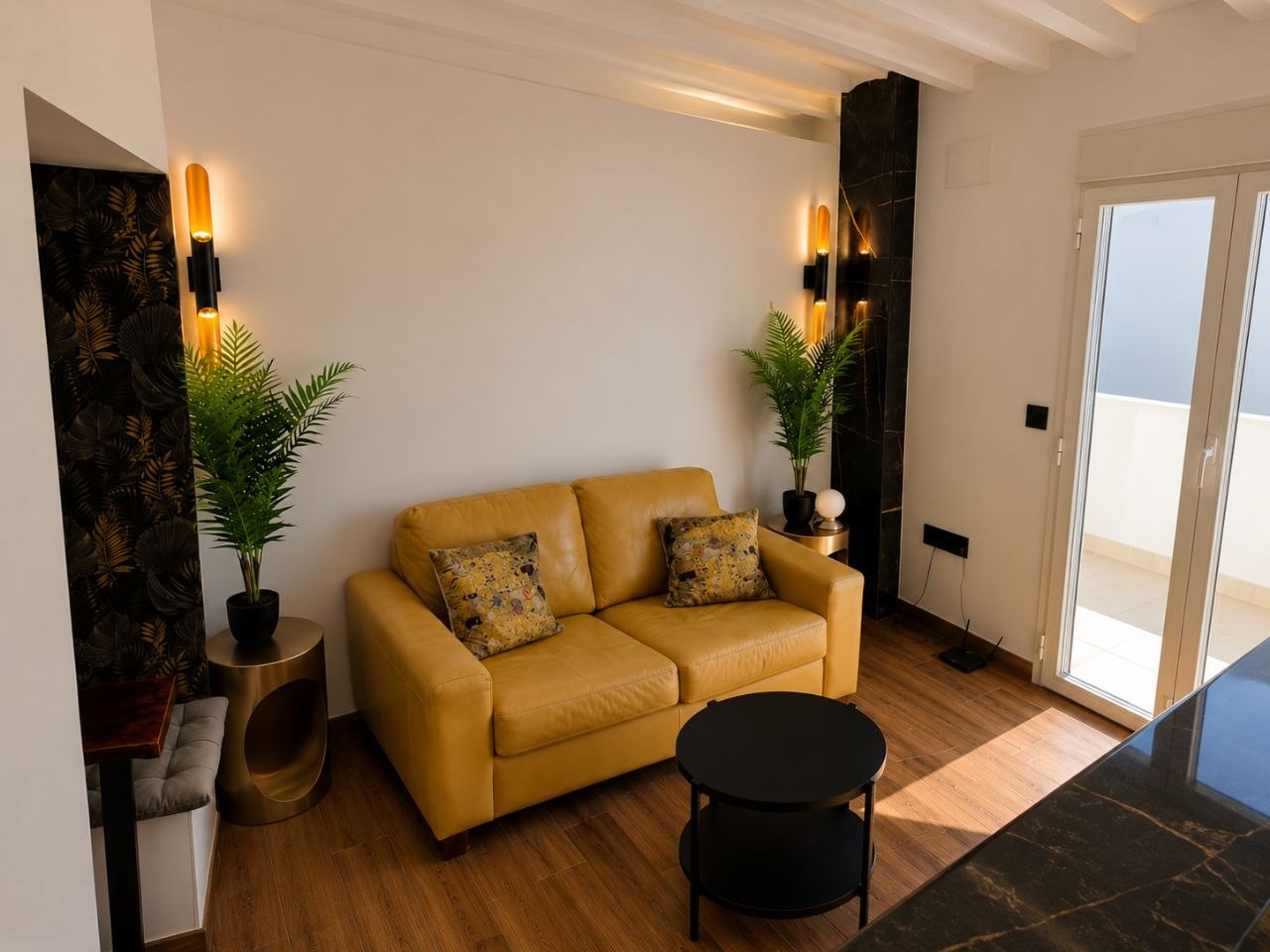 Apartamento de diseño con terraza y vistas al Castillo de Santa Bárbara