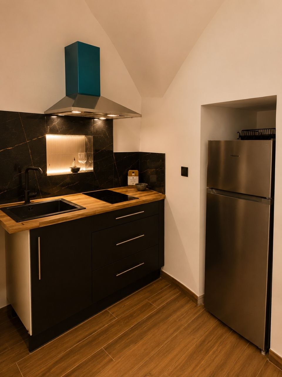 Apartamento de diseño con terraza y vistas al Castillo de Santa Bárbara — 6