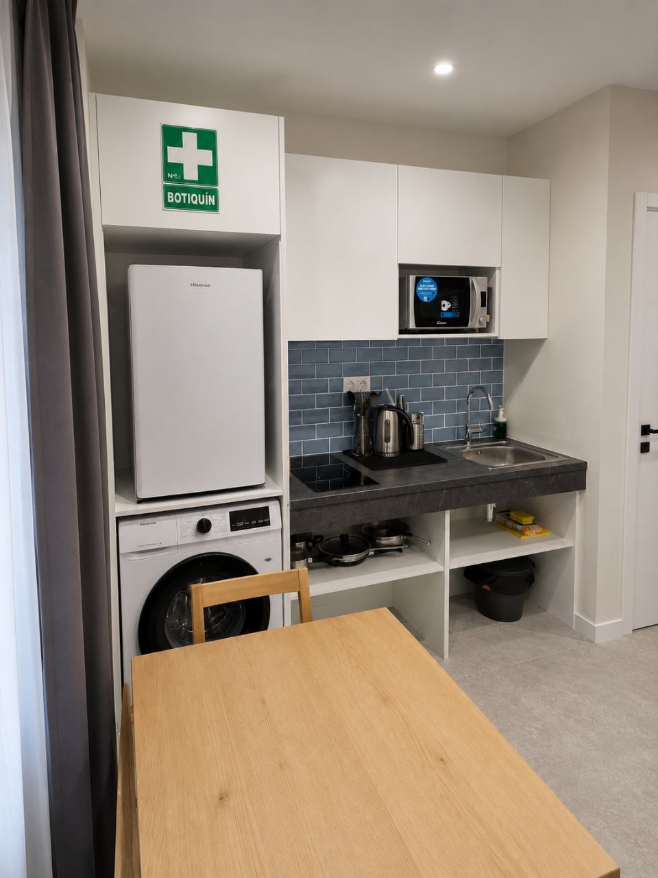 Estudio moderno reformado en el centro de Valencia