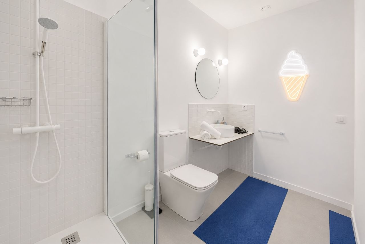 Apartamento moderno y luminoso cerca de la playa en Valencia — 7