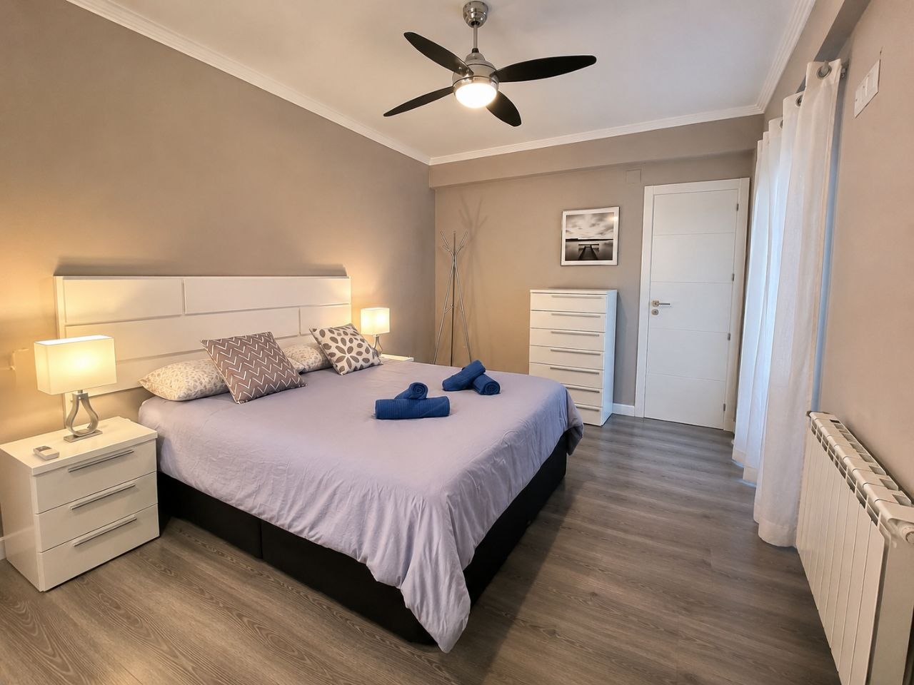 Habitación luminosa y reformada en Alicante — 5